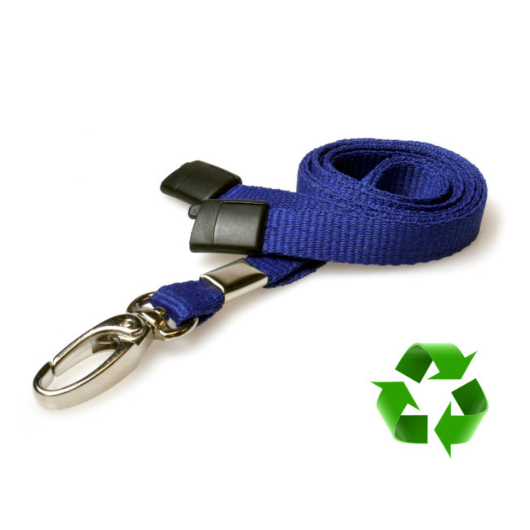 Marinblå Lanyards i återvunnen PET – med säkerhetsavbrott & metallklämma